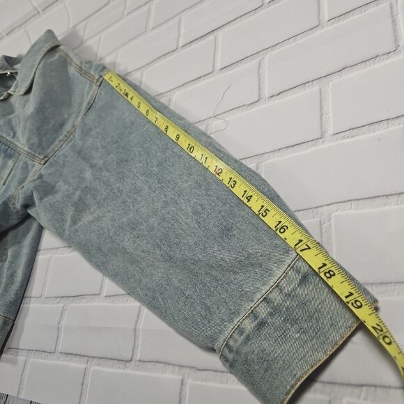 Midway Denim Jacket New Loose Fit Light Blue SIZE Large with pockets - Picture 7 of 10